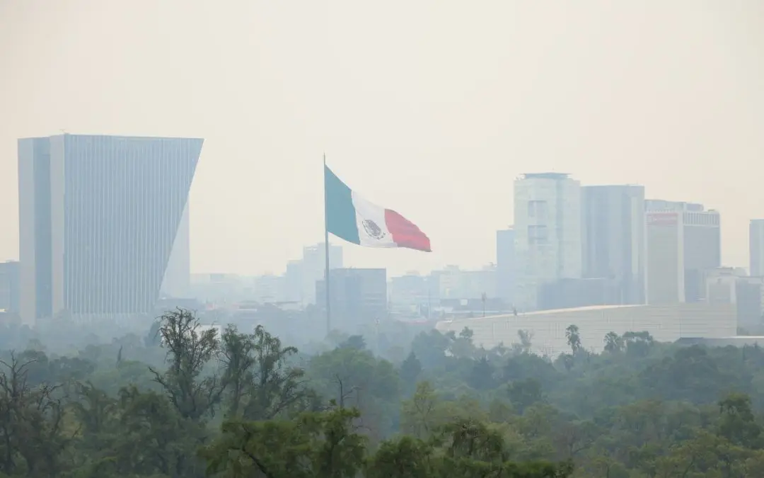 What is happening with air quality in Mexico City?