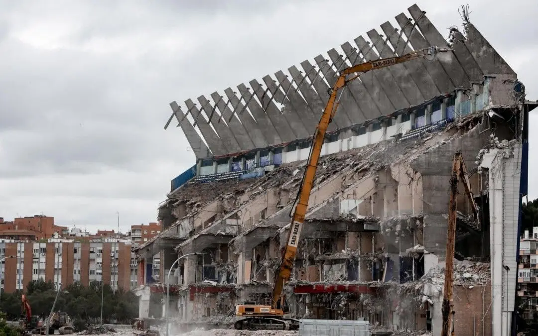 Air quality at construction works and demolitions: improving the information transmitted to citizens