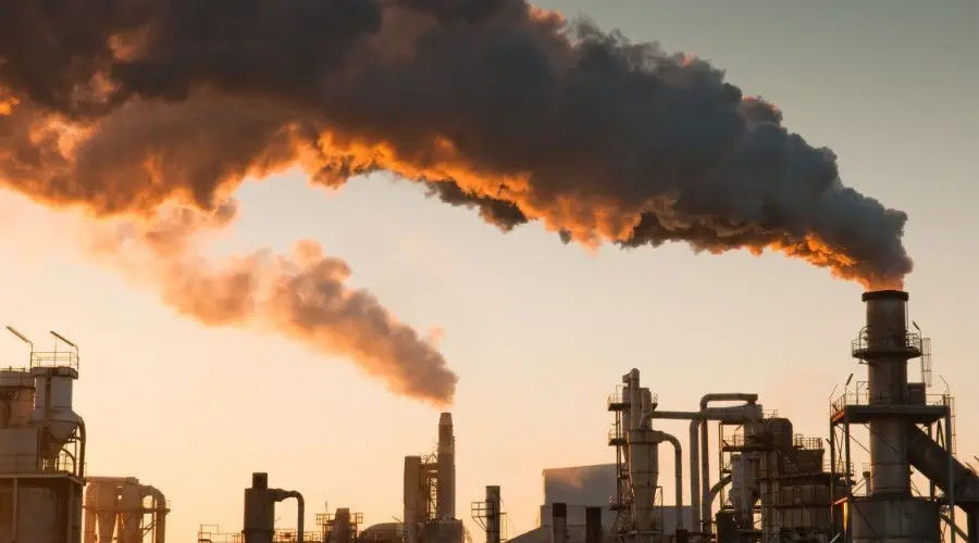 Control de emisiones industriales con soluciones Kunak