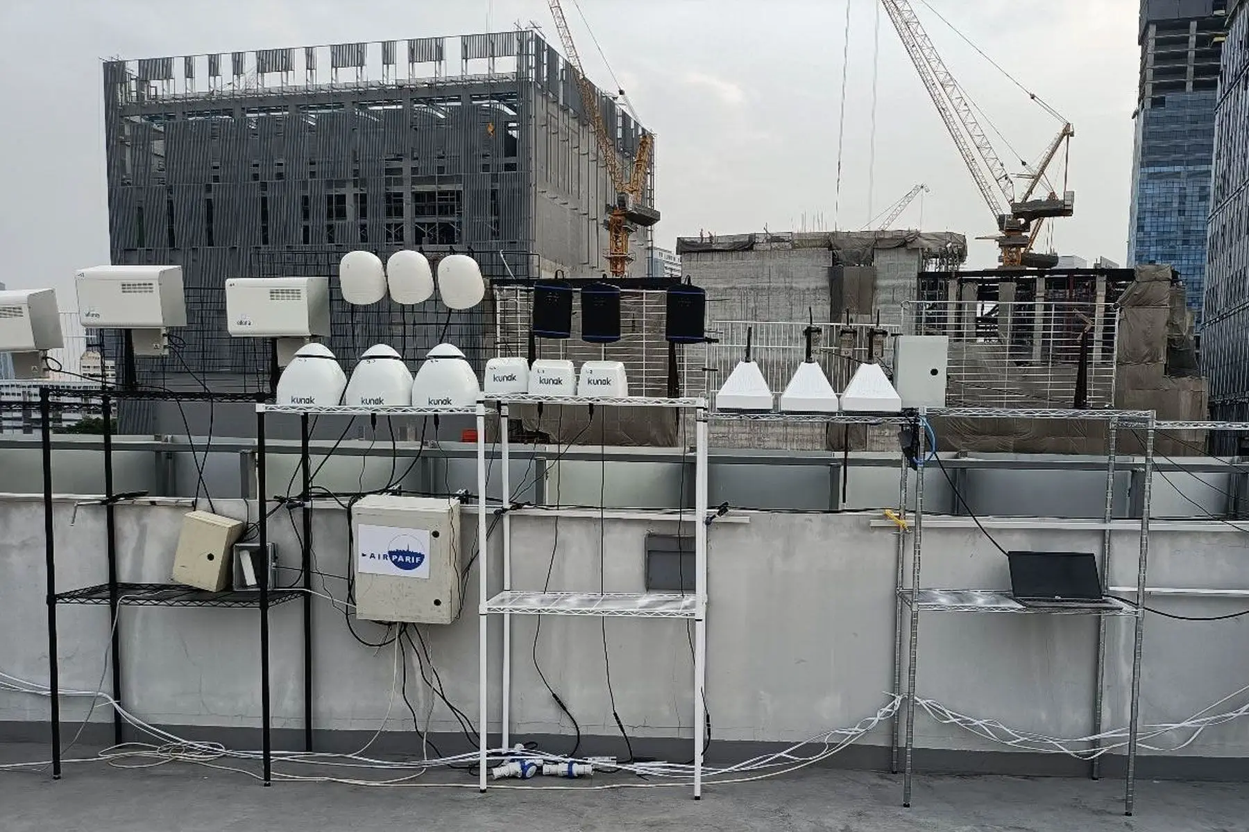Microcapteurs de qualité de l'air : une ressource essentielle pour la surveillance de l'environnement