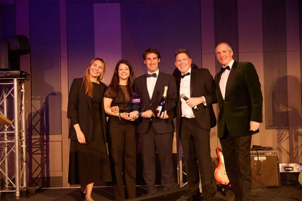 Kunak Technologies gana el premio ‘Best Air Quality Network Monitoring Award’ en AQE 2024 por su innovador proyecto en NEOM