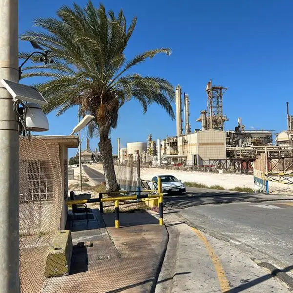 Red de monitorización de la calidad del aire en la planta de fertilizantes de Lifeco en Libia