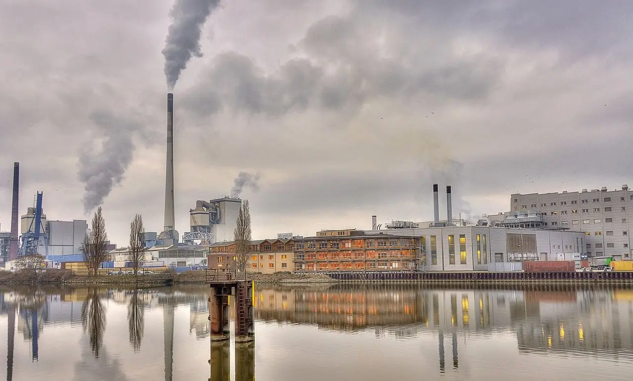 La amenaza que supone la industria petroquímica para residentes cercanos es motivo de la justicia ambiental - Kunak