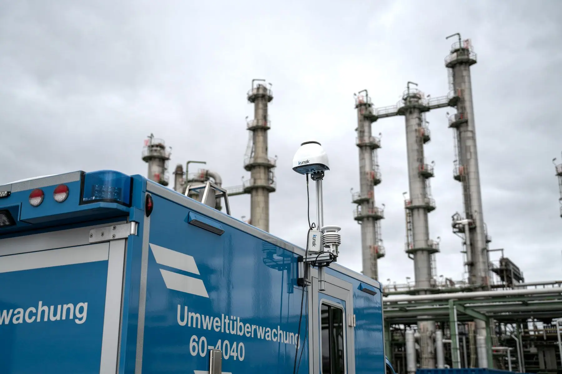 Air monitoring with Kunak technology systems at BASF plant in Ludwigshafen (Germany) - Kunak