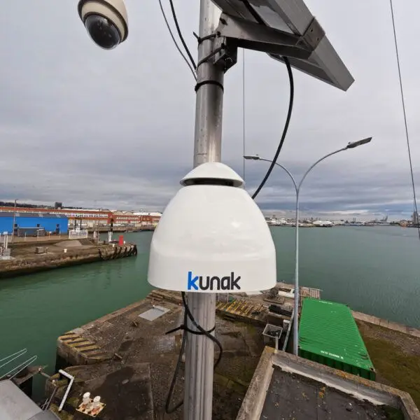 Monitorización de calidad del aire en el puerto de Le Havre para medir contaminantes en tiempo real - Kunak