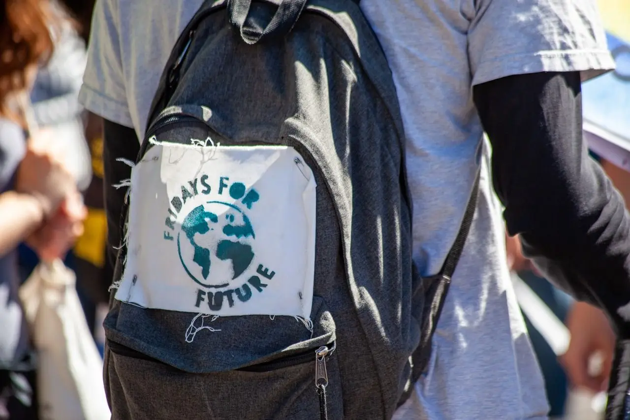 حركة Fridays for Future الاجتماعية للمطالبة بالعدالة المناخية للأجيال الحالية والمستقبلية - كوناك
