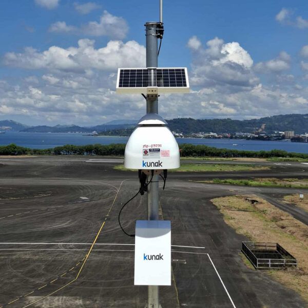 Estación Kunak AIR Pro monitorizando la calidad del aire y el ruido en el Aeropuerto Internacional de Subic Bay (Filipinas) - Kunak