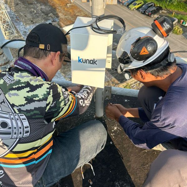 Estación Kunak AIR Pro monitorizando la calidad del aire y el ruido en el Aeropuerto Internacional de Subic Bay (Filipinas) - Kunak