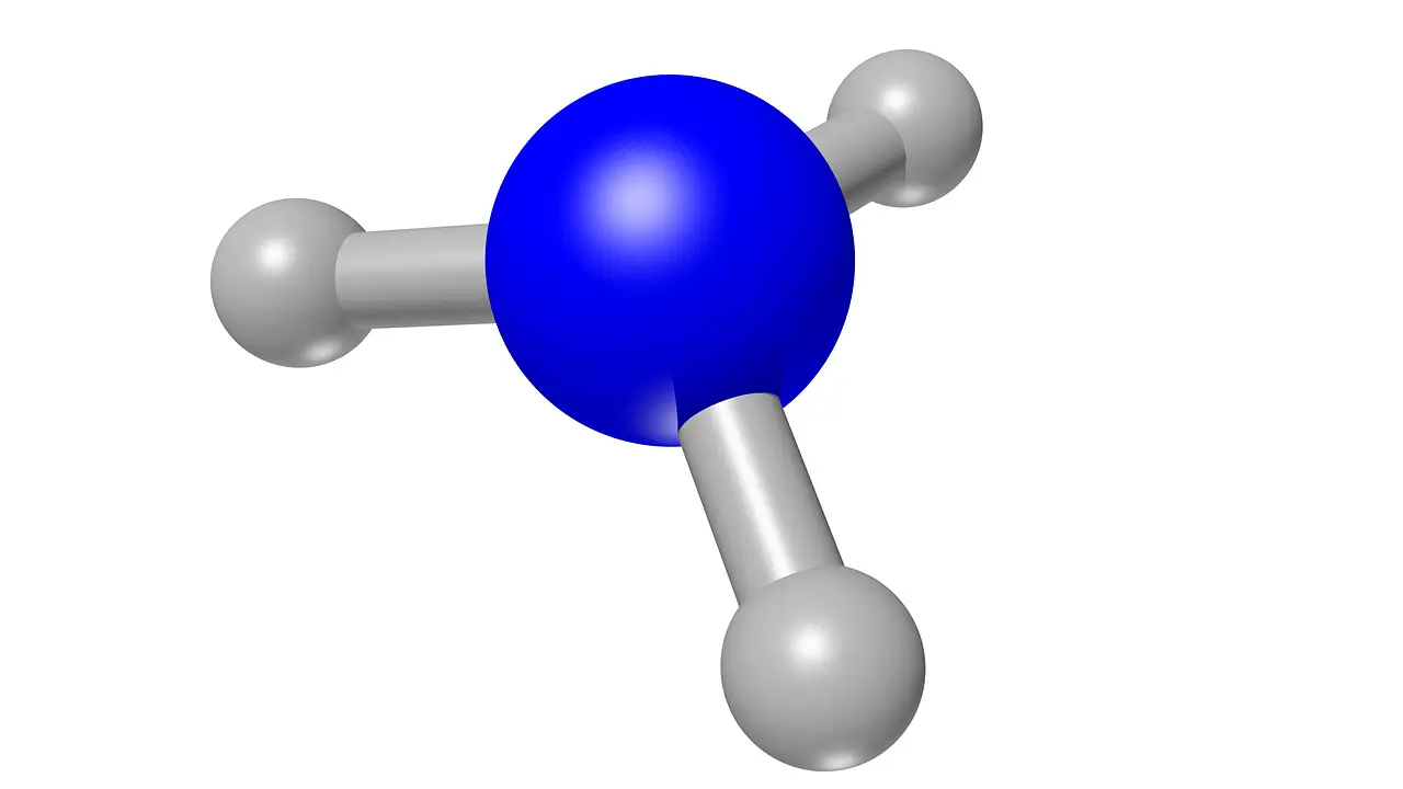 The ammonia molecule is composed of one nitrogen (N) atom bonded to three hydrogen (H) atoms_Kunak
