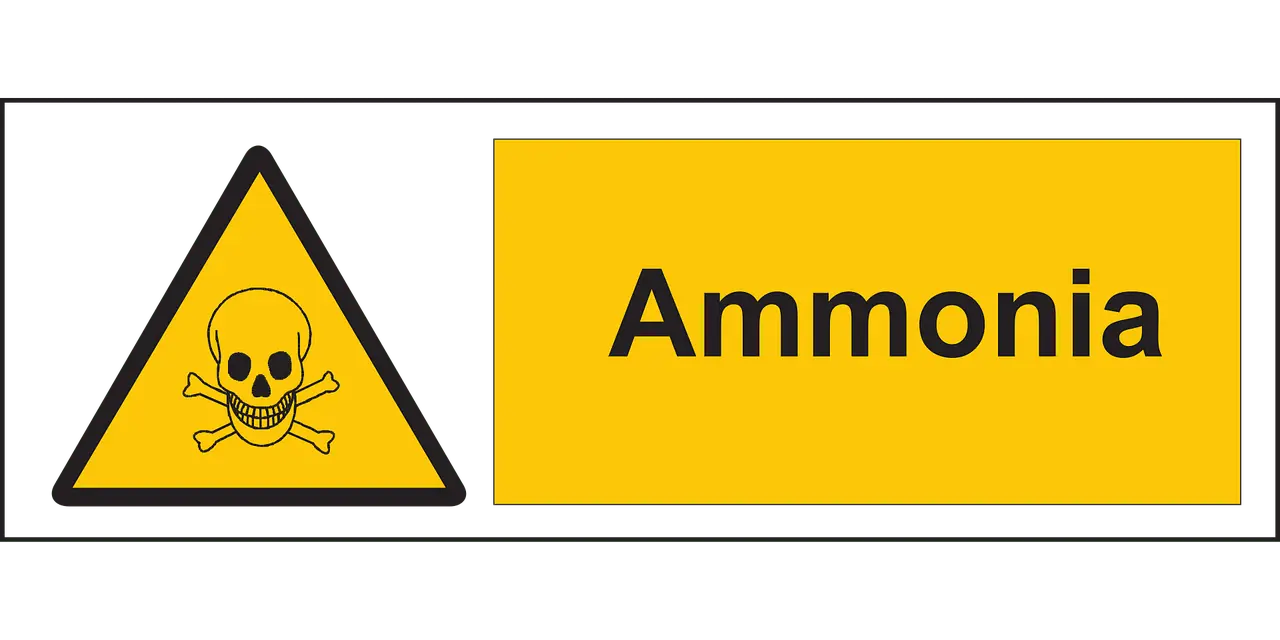 Occupational safety sign warning of possible ammonia presence in the air_Kunak