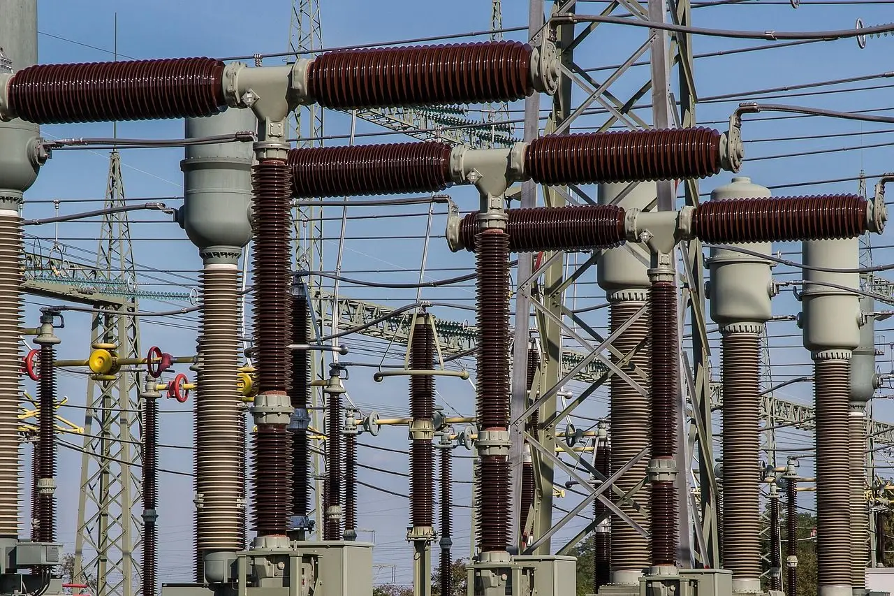 Electric substations can emit NMHCs, which, being highly reactive, participate in photochemical reactions that contribute to reactive carbon in the atmosphere – Kunak