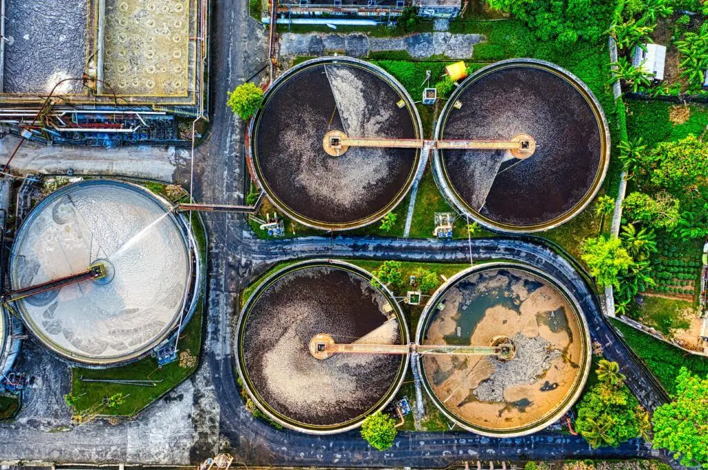 Wastewater treatment plants (WWTPs) are essential infrastructures because they play a fundamental role in completing the urban water cycle._Kunak