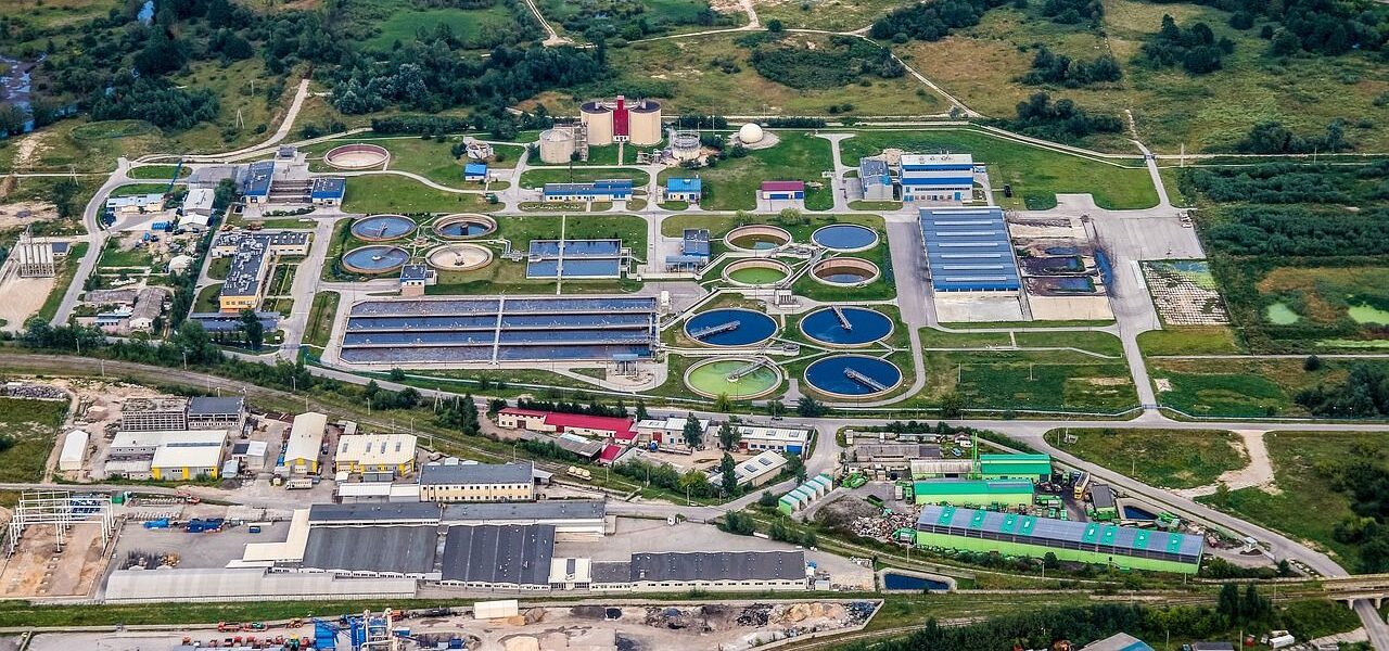 Wastewater treatment plants must develop strategies to optimise control and operational efficiency measures to ensure healthier and more sustainable environments_Kunak.