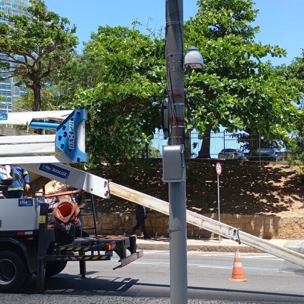 Distrito de bajas emisiones en Rio de Janeiro - Río de Janeiro crea el primer distrito de baja emisión de Brasil con monitoreo avanzado del aire para mejorar la salud y la sostenibilidad urbana.