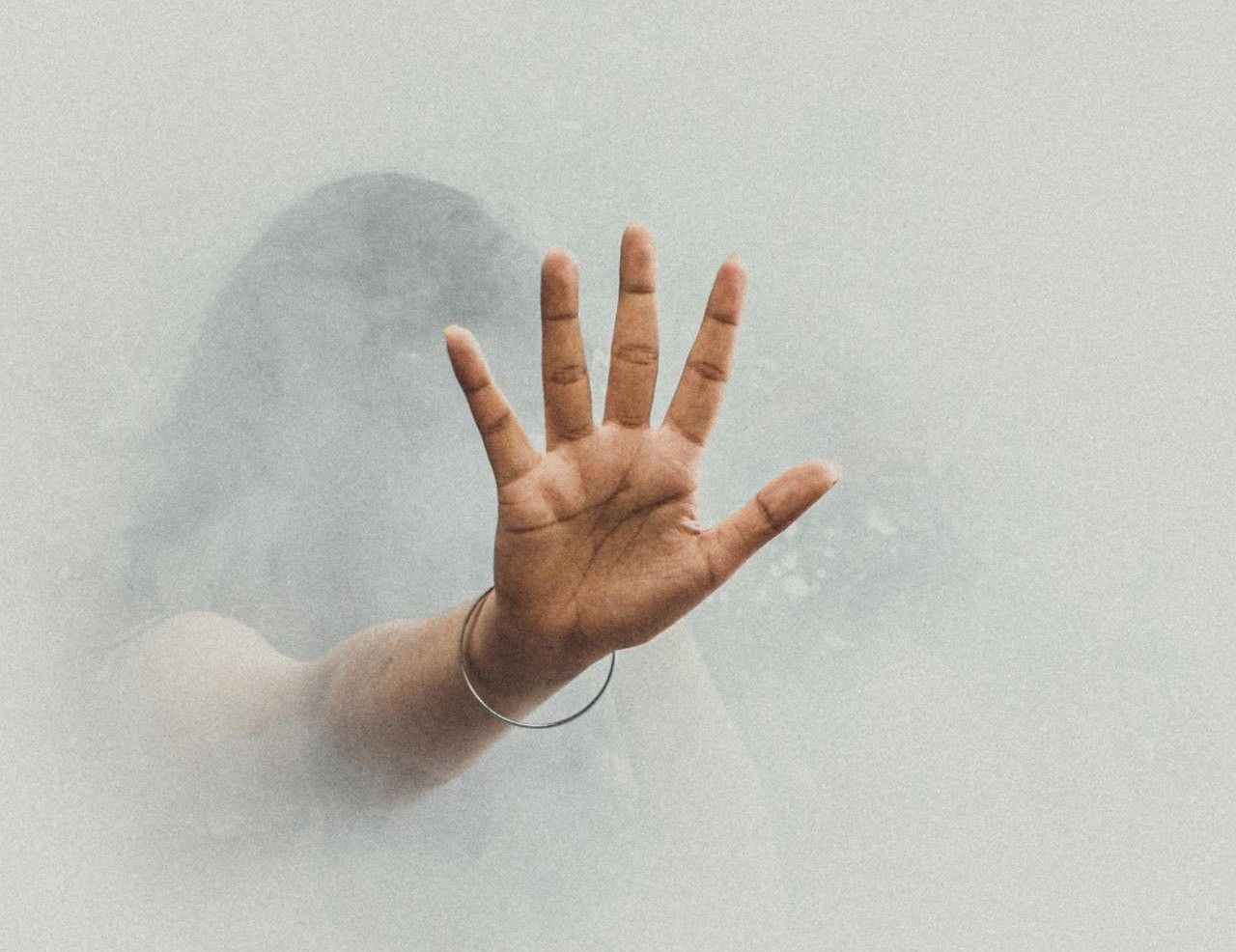 Con la dinámica espacial de las partículas ultrafinas, la calidad del aire que respiramos puede cambiar radicalmente a solo 50 metros de una vía principal o una chimenea industrial. - Kunak