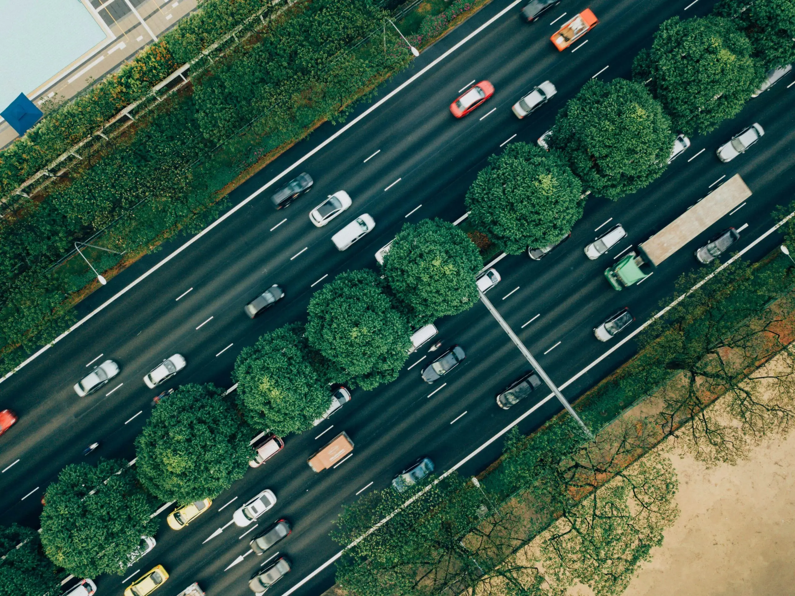 Each 10 dB increase in exposure to road traffic noise is associated with a 3.2% increase in overall cardiovascular risk. - Kunak