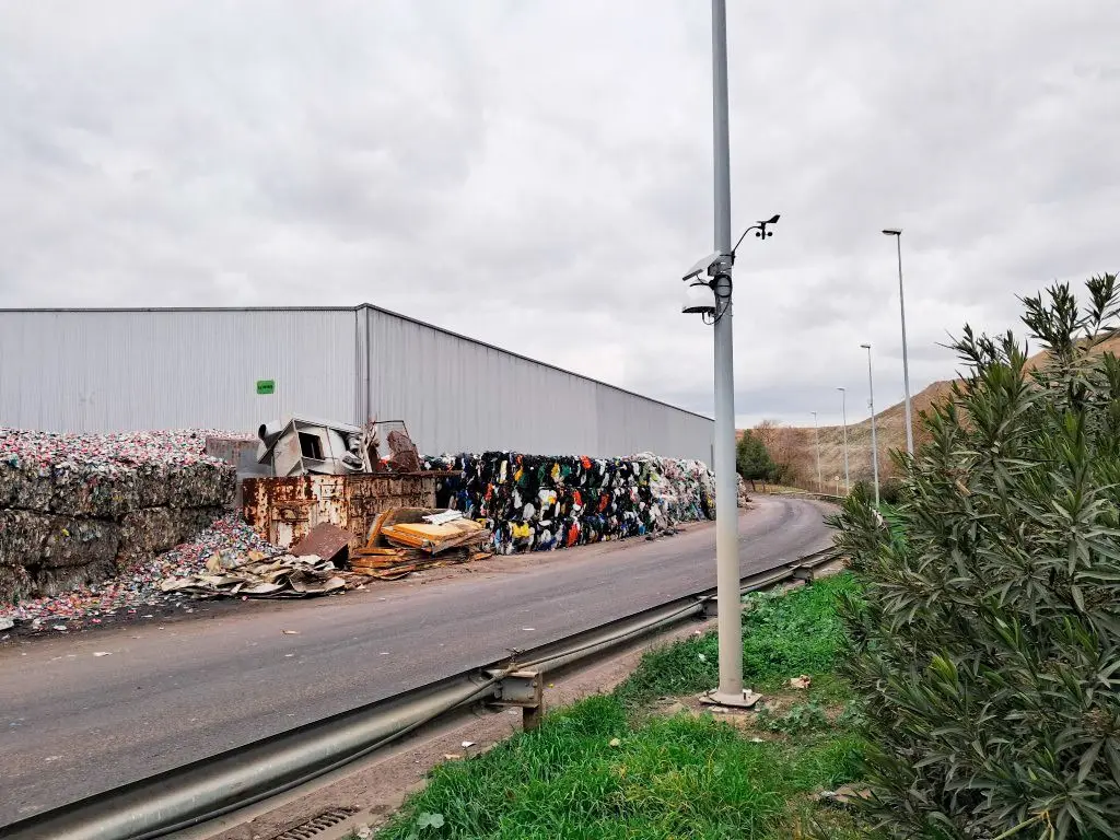 Con los sistemas de monitorización near-reference las administraciones pueden identificar puntos críticos con mayor rapidez, evaluar el impacto de las políticas urbanas y diseñar intervenciones más ajustadas a la realidad local. - Kunak