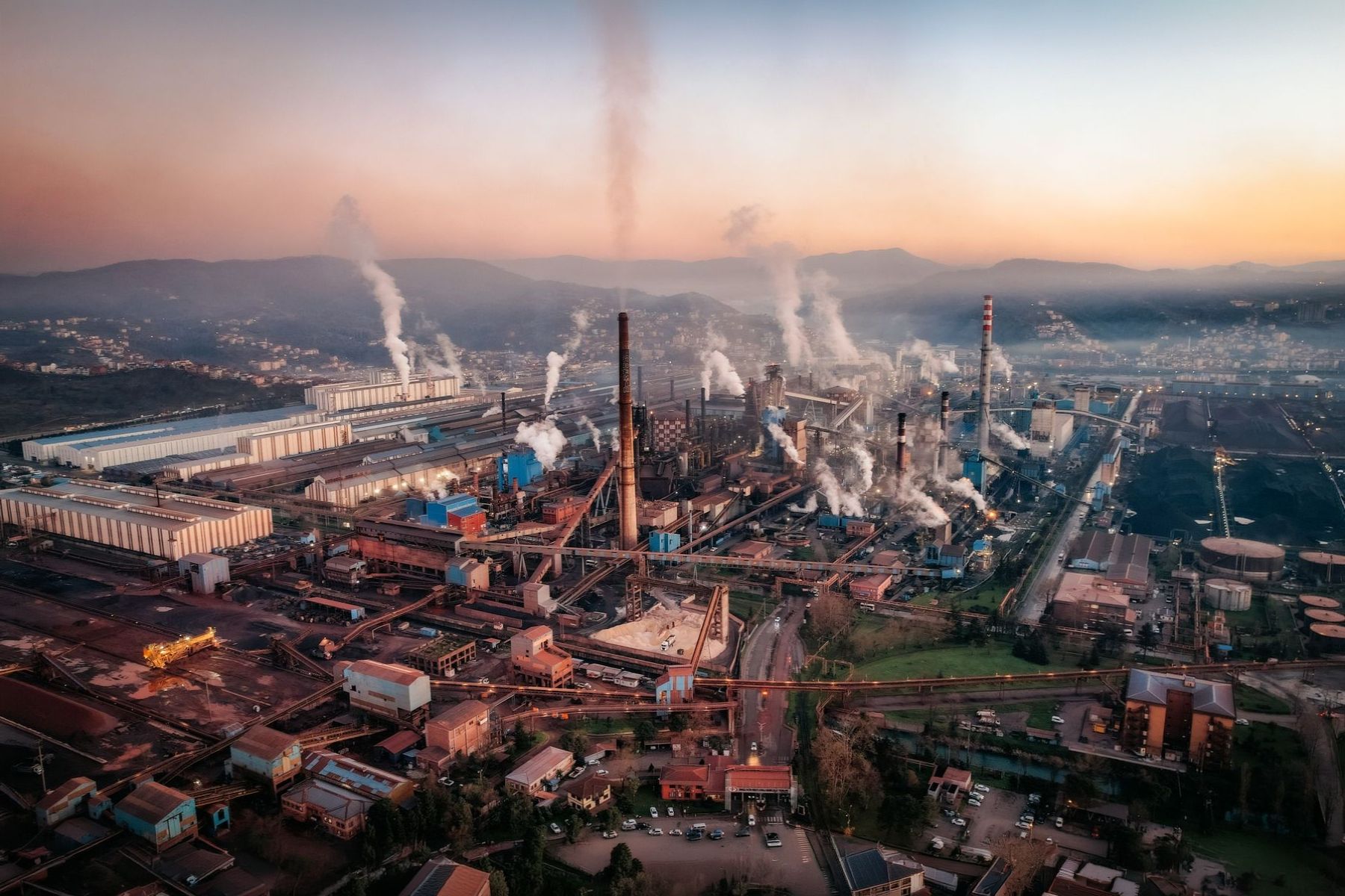 El cambio climático es la modificación a largo plazo de las condiciones climáticas de la Tierra. - Kunak