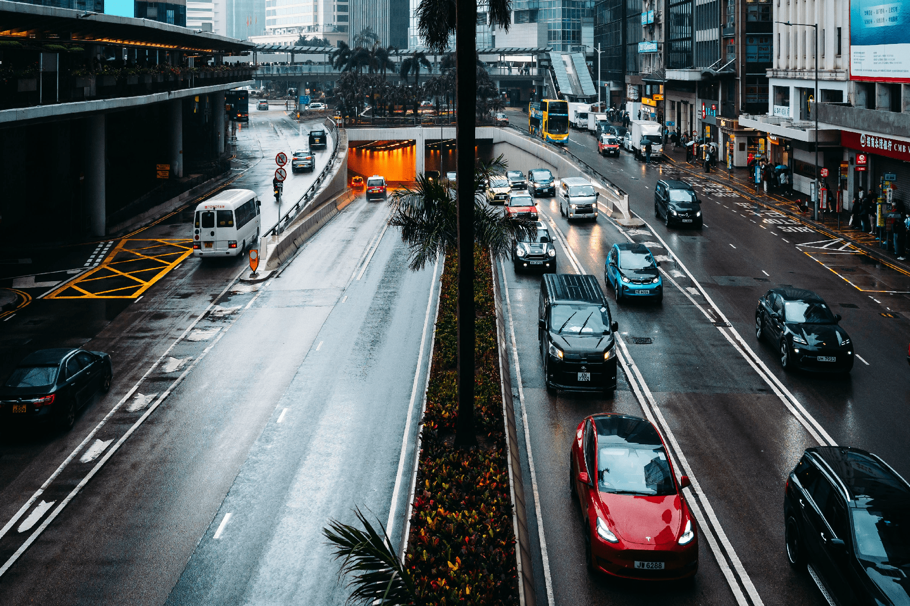 Les capteurs de qualité de l'air d'un tunnel mesurent en continu la concentration de polluants et transmettent cette donnée à un système central, généralement un SCADA. - Kunak